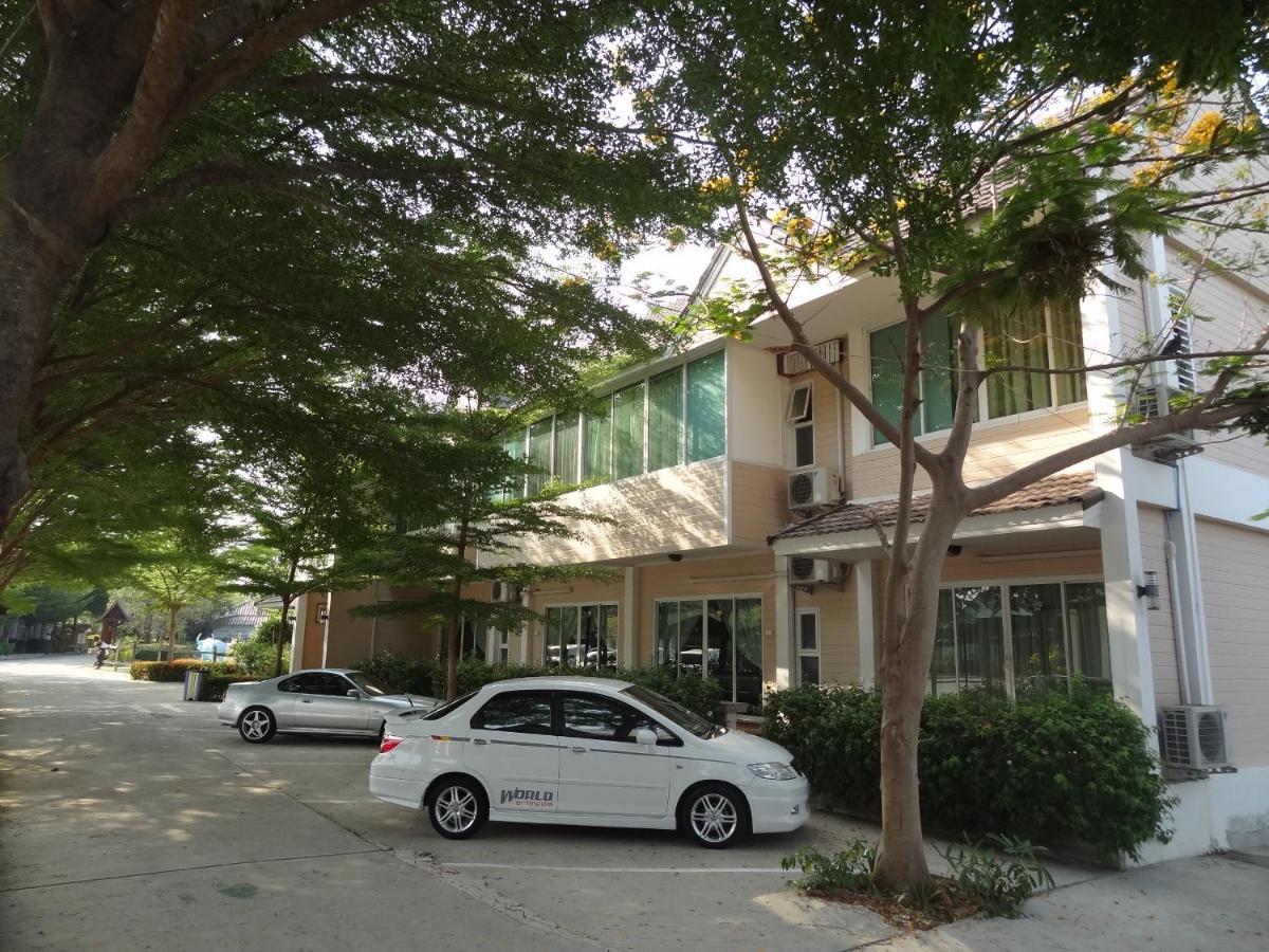 Baan Suan Resort Juree Punsuk Suphan Buri Buitenkant foto